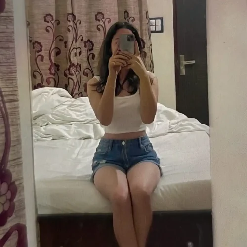 Call Girls service in Bandra